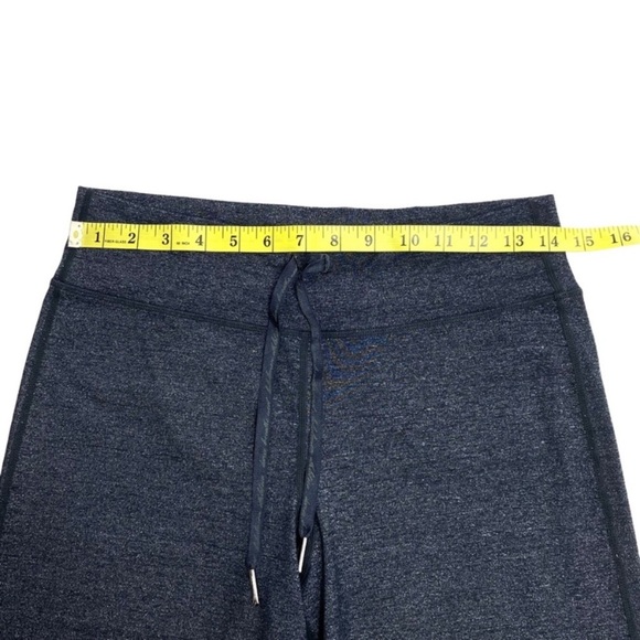 LULULEMON Wide Crop Legs Pants in Dark Gray Size 6 - Picture 9 of 11